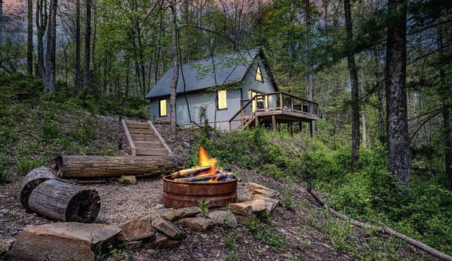 Blackberry Bramble: Budget friendly Hocking Hills in Sugar Grove