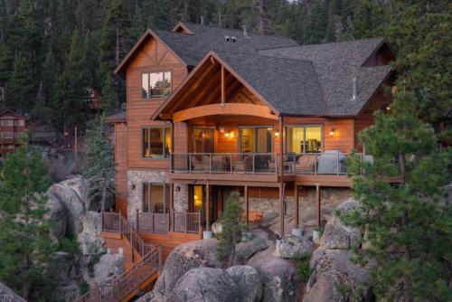 Boulder Cove։ Lakefront Estate in Big Bear Lake