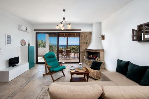 Cedrus and Sea, beachfront house, Gennadi, Rhodes in Gennadi
