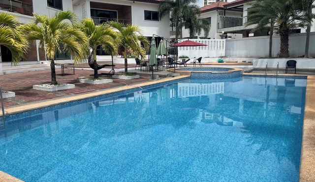 Charming 4-bedroom condo with AC in Clark Special Economic Zone in Clark Special Economic Zone