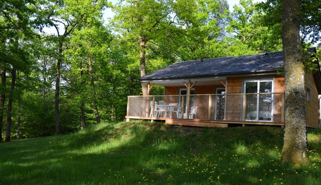Chalet "Détente" 48 m² in the heart of nature in Corrèze-Dordogne Valley in Espagnac