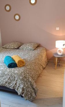 Charmant Triplex plein centre in Novalaise