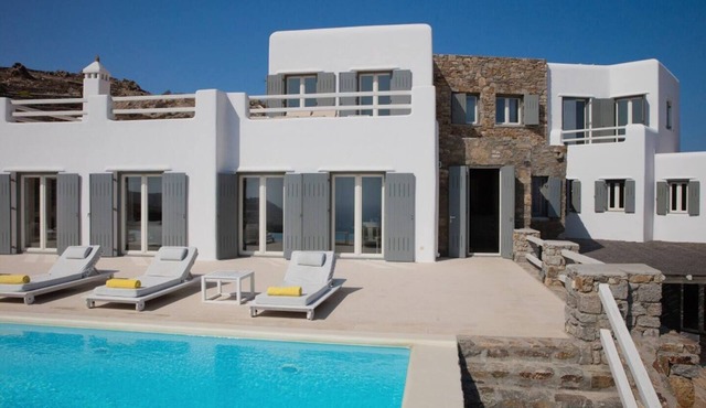 Chef included by Fantasia Villas: Madison Villa 13 bedrooms in Mykonos