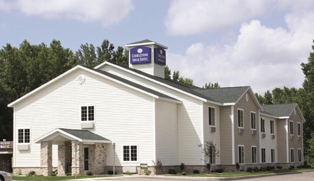 Cobblestone Inn & Suites - Brillion in Brillion
