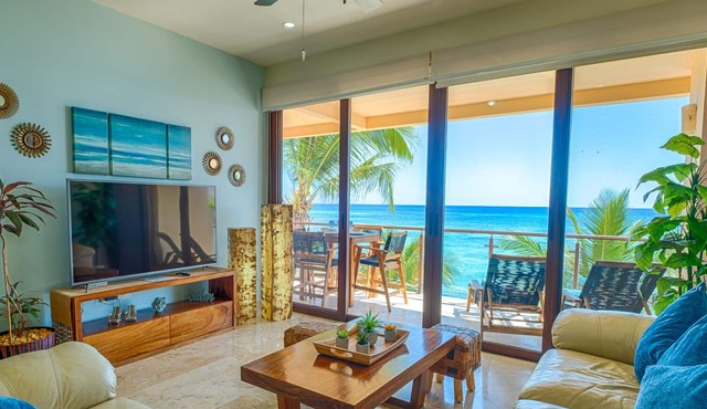 Contemporary, comfortable condo with ocean views! Pool access, AC and WiFi! in Akumal
