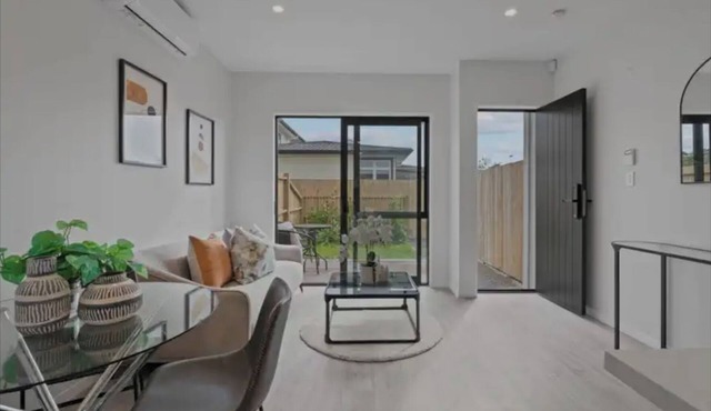 Cosy Modern House in Orewa near the beach, cafes and restaurants in Auckland