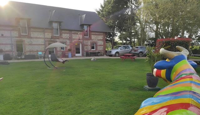 Country House "Gîte Des Hautes Falaises" with Shared Garden and Wi-Fi in Saint-Léonard