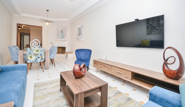 Cozy 2 BR Gauthier Oasis in Casablanca