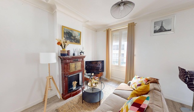 Cozy Apartment Parisian Charm and Disneyland Fun Le perreux sur marne France in Le Perreux-sur-Marne