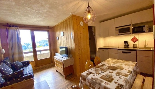 Cozy apartment for 5 in Plagne Soleil with WIFI in Plagne Soleil
