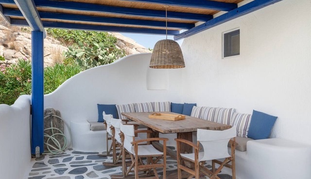 Cozy Island Blue Home in Mykonos