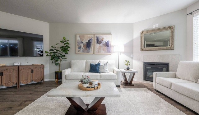 Cozy Modern Home! in Vancouver