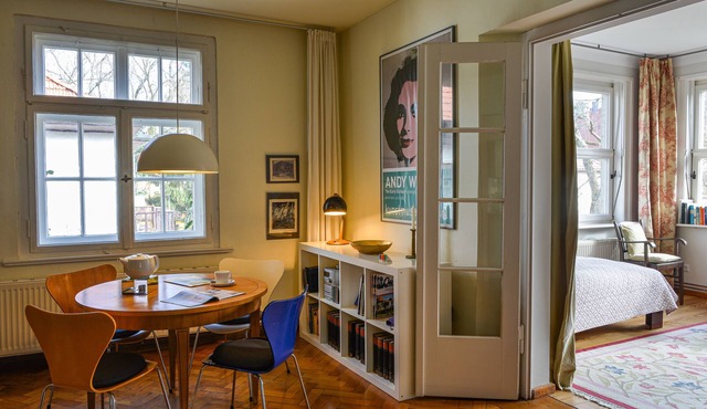 Dr. Ritter- in the house Am Lottenbach: Quiet living with a view into the green in Weimar
