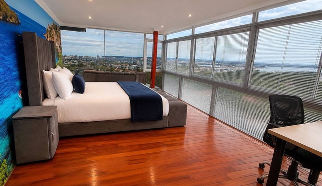 Durban Harbour View Apartment in Berea