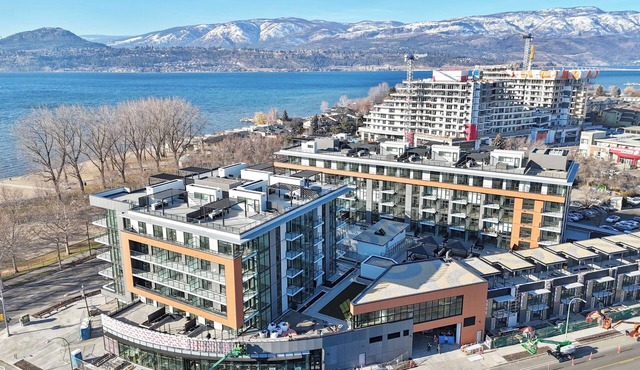 Experience Elevated Living with High-End Finishes and 5-Star Amenities in Kelowna