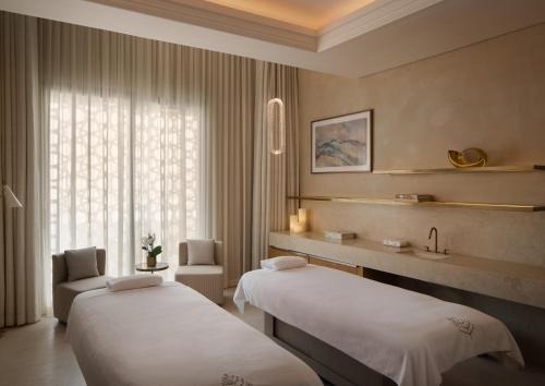 Four Seasons Resort and Residences at The Pearl - Qatar in Doha
