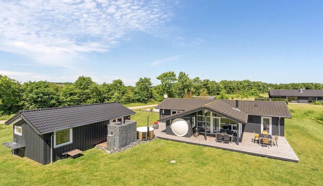 Gorgeous home in Ejstrupholm with sauna in Ejstrupholm