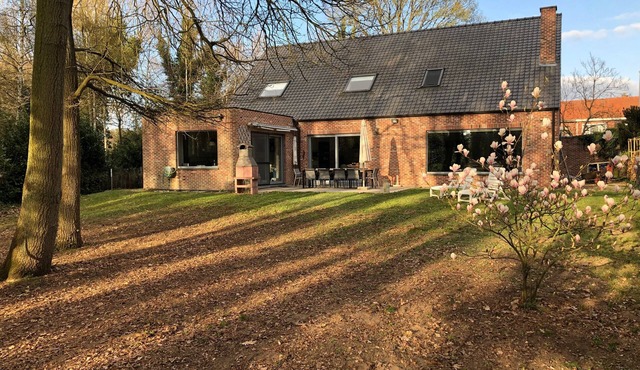 Hammo, the base for hikes and bike tours in Ham