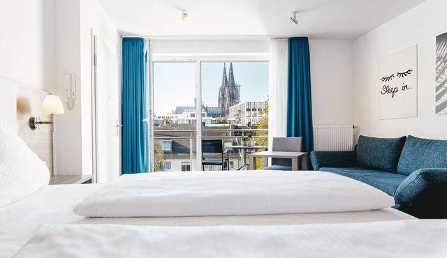 Haus am Dom in Cologne
