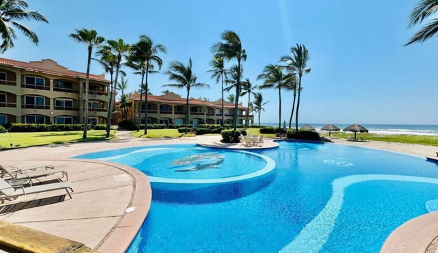 hermoso depa frente al mar by PartnerHost in Mazatlán