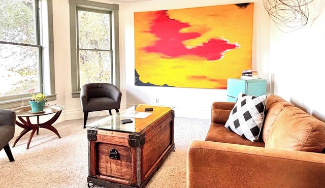 Historic Queen Anne Art House | Walk to Downtown in Raton