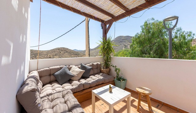 Holiday Home 'Entre Volcanes Y Sal' with Mountain Views, Wi-Fi and Air Conditioning in Níjar