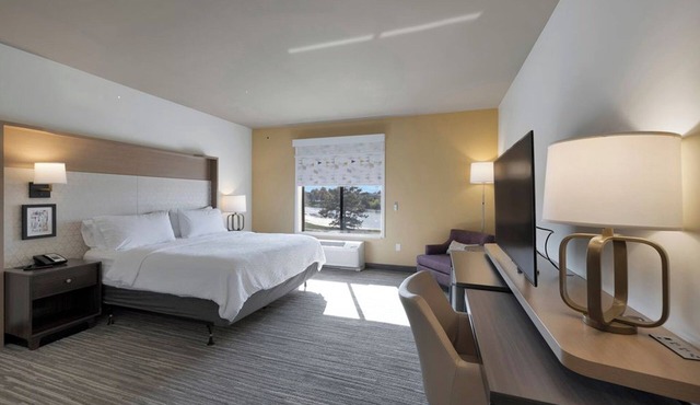 Holiday Inn Chicago Tinley Park by IHG in Tinley Park