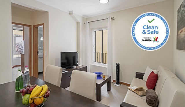 In pedestrianised Funchal Old Town | Taberna Apt 1 in Funchal