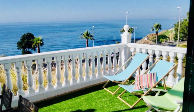 La Perla Beachfront in Benalmádena