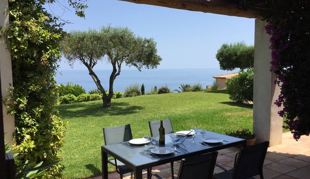 Large apartment with outstanding sea view in Sainte-Maxime