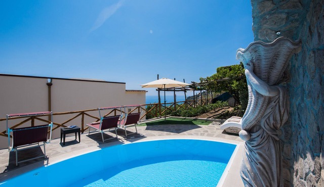 Last minute October-Private pool, no steps, free wifi in PRAIANO