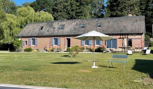 Longère Normande Avec Piscine Chauffée in Avesnes-en-Bray