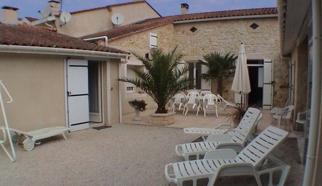 Look inside, it is really worth, ideally up to 3 family German cleanliness in Queyrac
