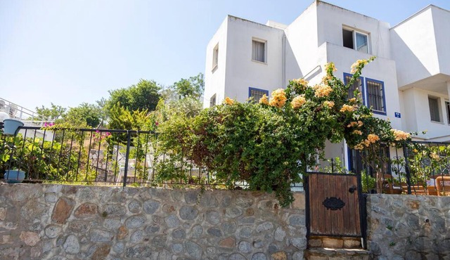 Lovely Family House with Terrace in Bodrum in Gumusluk