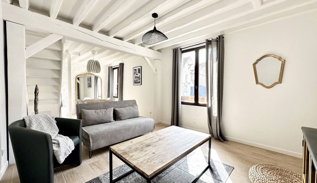 Maison de Ville Cocooning in Pont-Sainte-Maxence