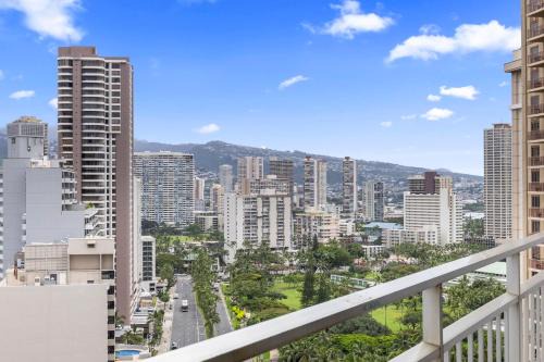 #Marbella Lane - Iconic Waikiki City & Mountain View Getaway in Honolulu