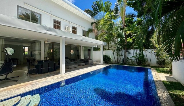 Miguel Villa - 3 Bedrooms Pool Villa in Tambon Rawai