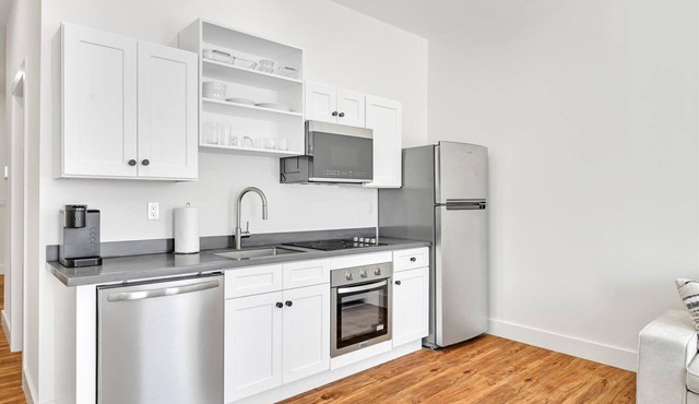 Modern 1-Bedroom Apartment – Perfect for Corporate & Student Stays in Elizabethtown