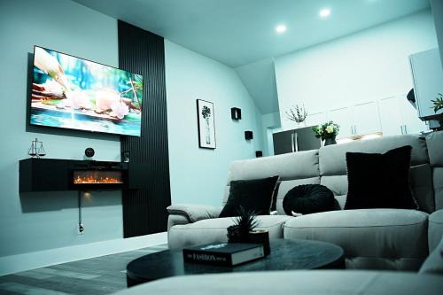 Modern Minimalist Home in the heart of Reading in Reading