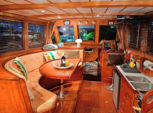 Motorjacht At Ease in Amsterdam