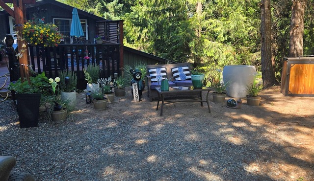 nature loft on 10 acreas in Qualicum Beach