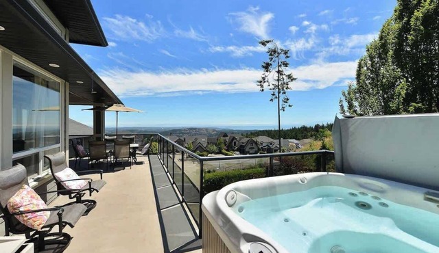 Nature's Gate Executive Estate in Victoria