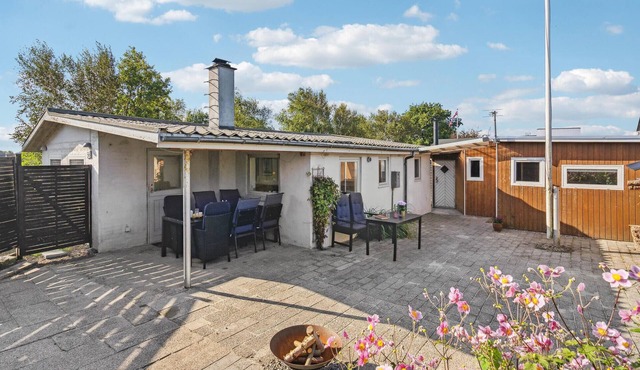 Nice home in Otterup with WiFi in Otterup