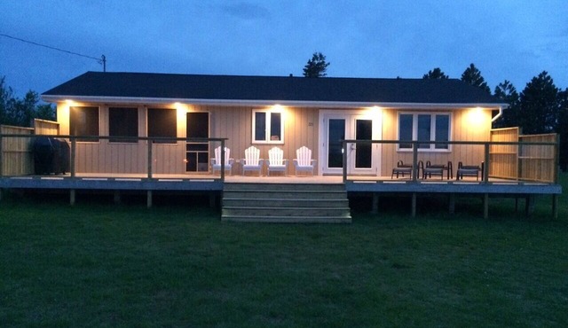 Oceanview Cottage -Beach - Peaceful, Amazing Views in Malpeque