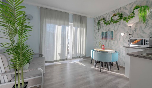 One Living Room One Bedroom Apartment with Kitchen in Cascais Beachfront Villa in Estoril