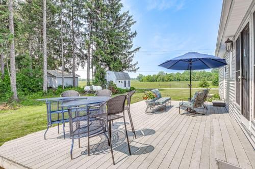 Peaceful Family Home Near Cayuga Lake State Park in Seneca Falls
