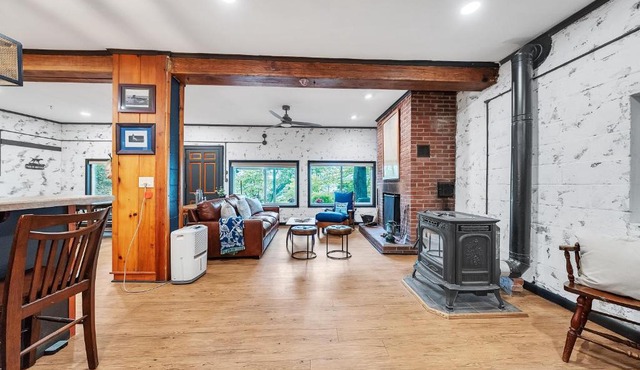 Peaceful Lakefront Getaway on Cayuga Lake in Aurora