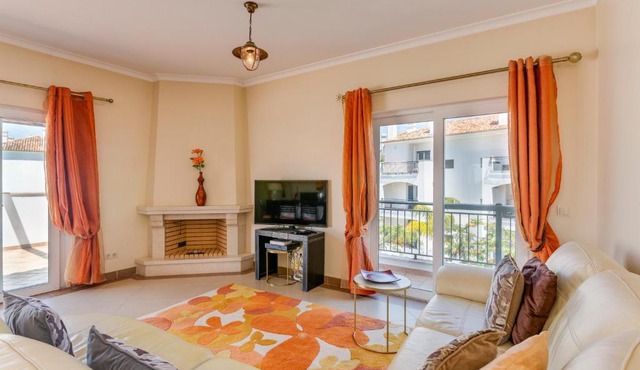 Penthouse Apt with Sea and Country Views by Cara Rentals in Cabanas de Tavira