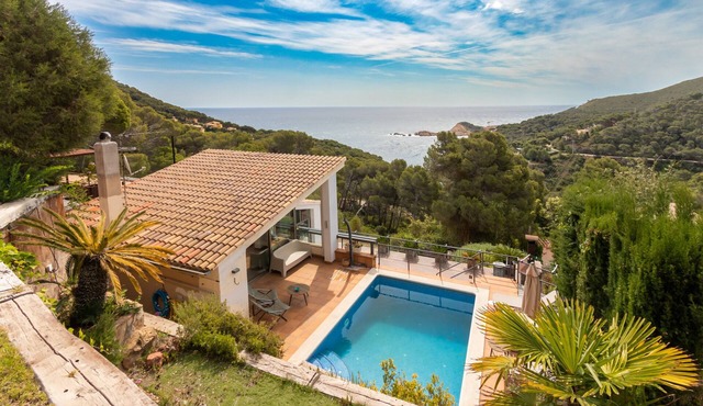 Pet-Friendly 'Espectacular Villa en Begur' with Sea View, Pool & Wi-Fi in Begur
