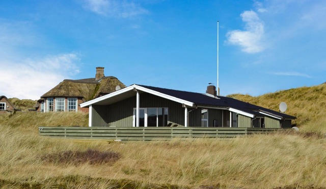 Pet friendly home in Hvide Sande with sauna in Hvide Sande